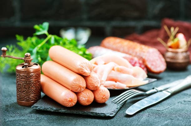 تصویر 2 از سوسیس مرغ خانگی سالم و بدون نگهدارنده مناسب استفاده روزمره